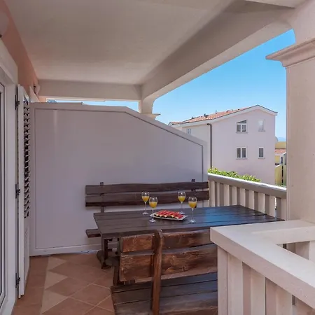 Skiljini Dvori - Apartment Makarska